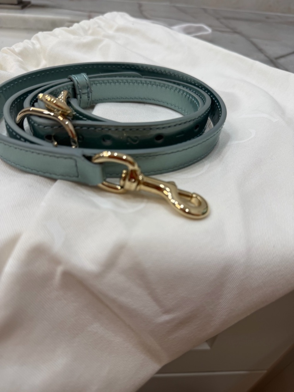 Gucci BNIB GG Emblem small shoulder bag - Picture 10 of 10